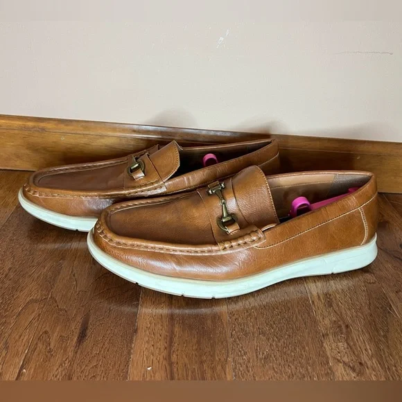 NWT Van Heusen Flex Rufus 12 Men White Leather Memory Foam Dress Loafers Shoes Van Heusen | Shoes | Nwt Van Heusen Flex Rufus 2 Men  main image 4